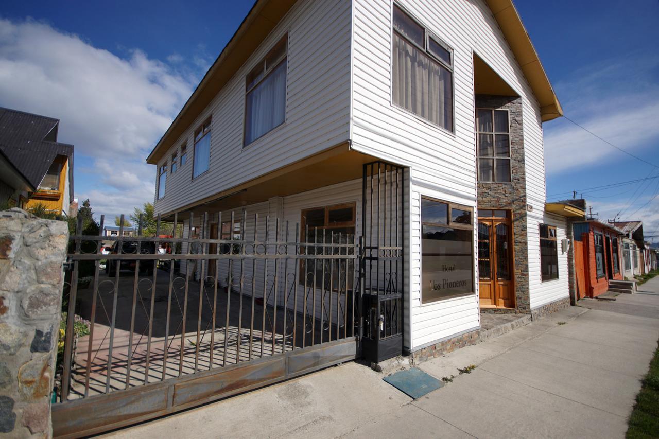 Hostal Los Pioneros Puerto Natales Eksteriør billede