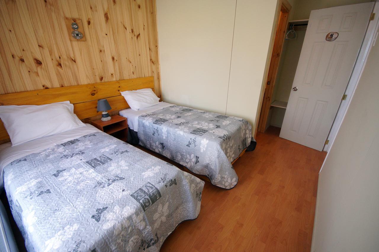 Hostal Los Pioneros Puerto Natales Eksteriør billede